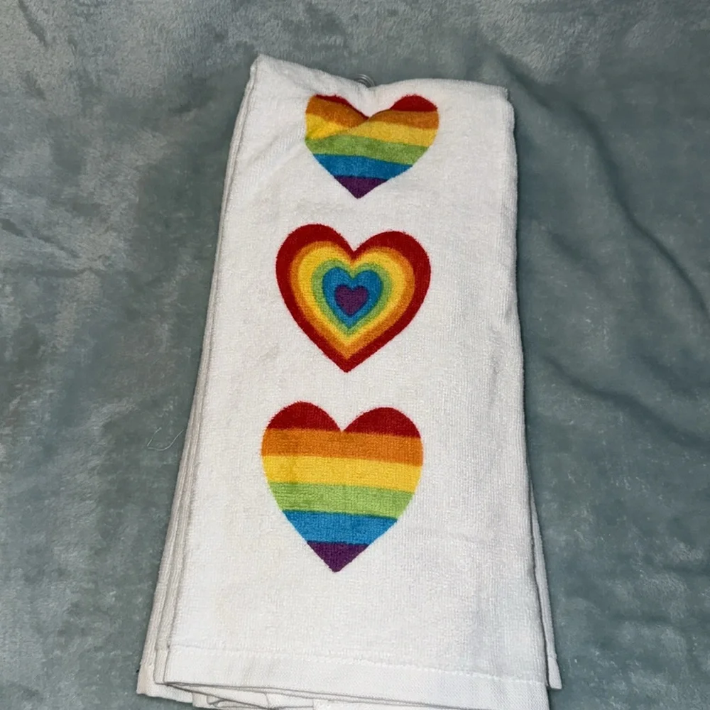 Christian Siriano Towels with Rainbow Hearts